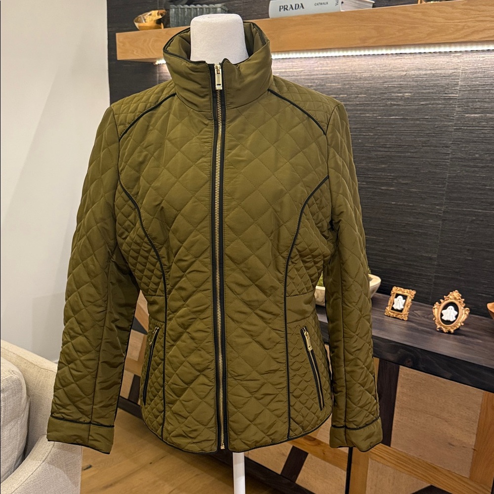 H&M Olive Green Quilted Puffer Jacket